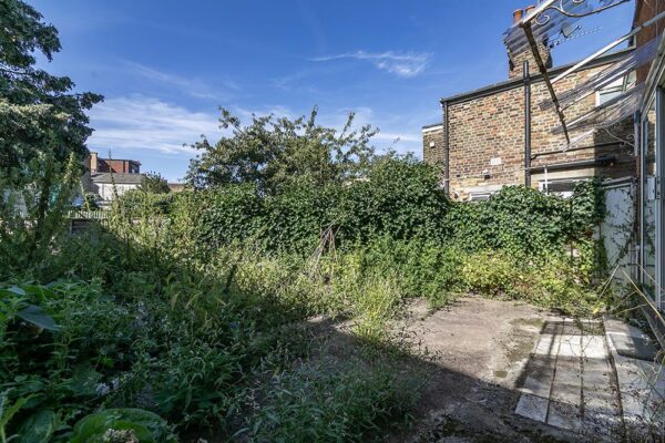 The Avenue, London N17