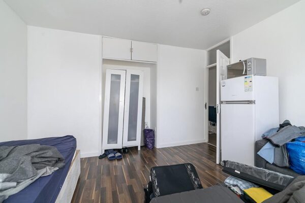 The Avenue, London N17