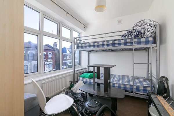 The Avenue, London N17