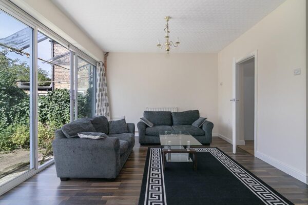 The Avenue, London N17