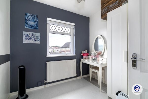 Cuckoo Hall Lane, London N9