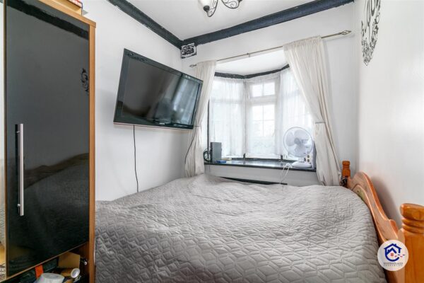 Great Cambridge Road, London N18