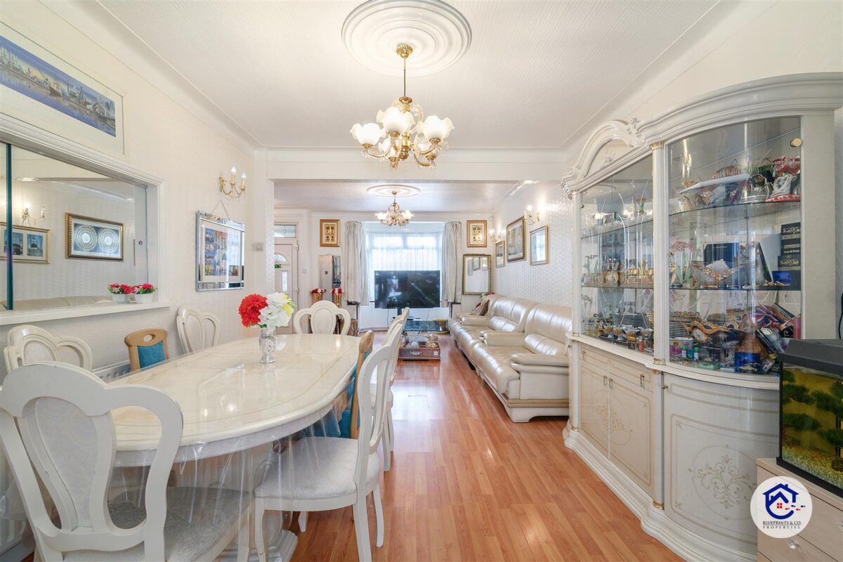 Great Cambridge Road, London N18