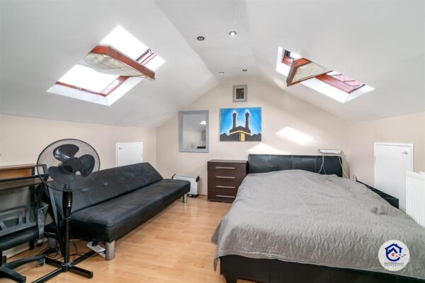 Great Cambridge Road, London N18