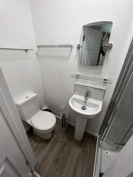 Holmwood Road, Enfield