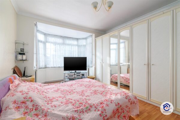 Great Cambridge Road, London N18