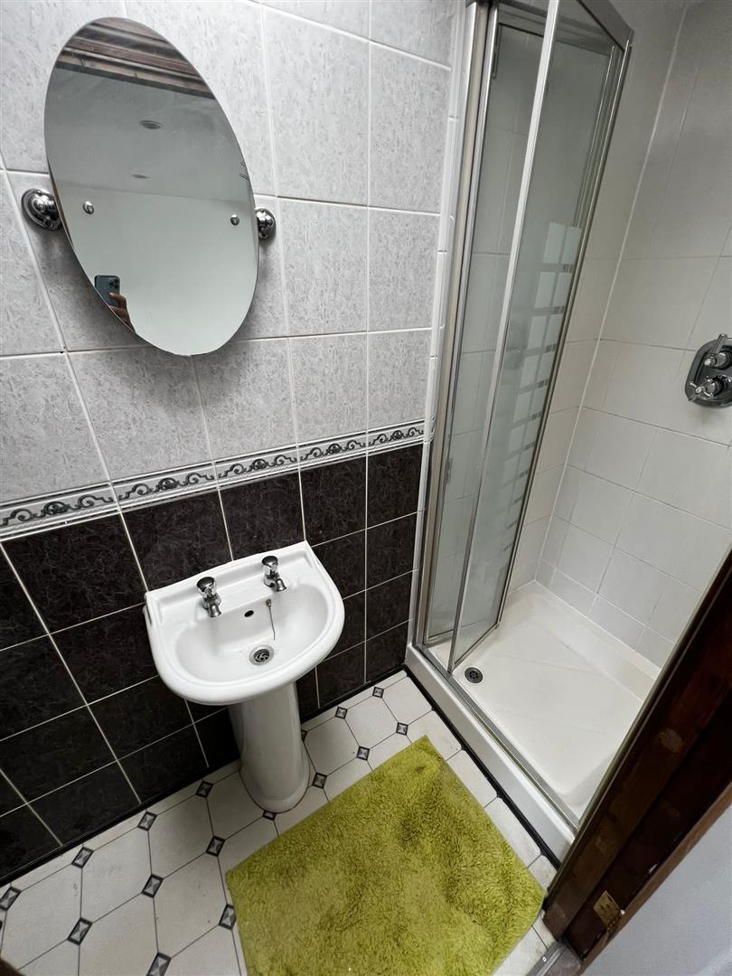 Holmwood Road, Enfield