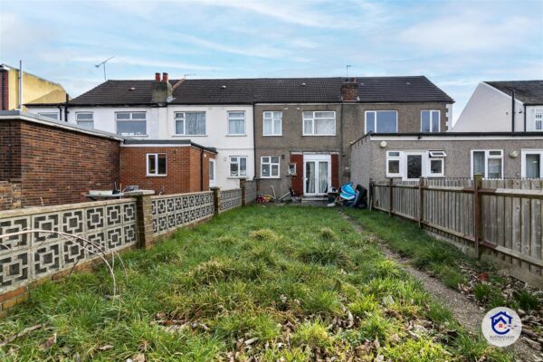 Gilda Avenue, Enfield EN3