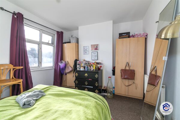 Gilda Avenue, Enfield EN3