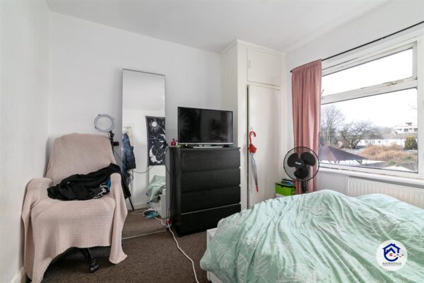 Gilda Avenue, Enfield EN3