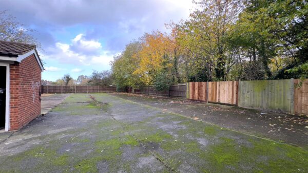 Chaffinch Close, London