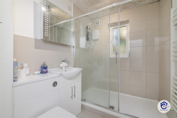 Chaffinch Close, London