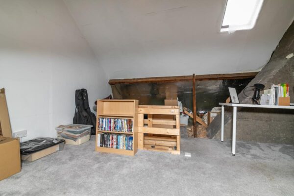 Kevelioc Road, London