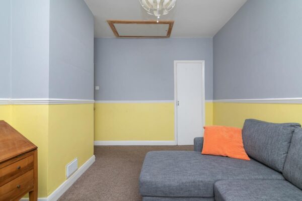 Kevelioc Road, London