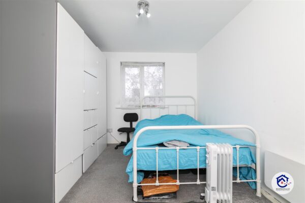 Chaffinch Close, London