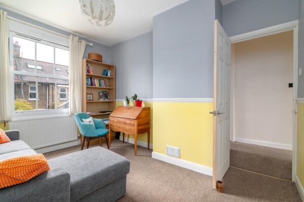 Kevelioc Road, London