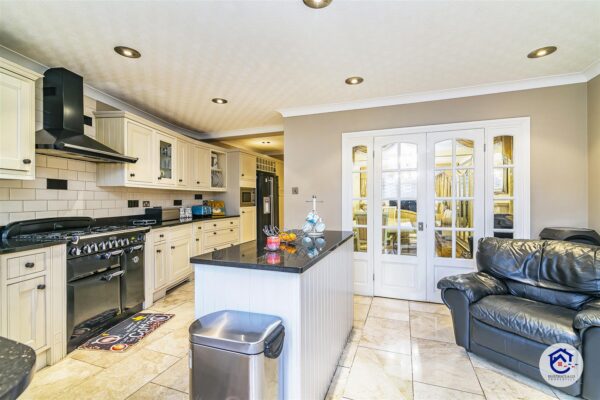 Oakfield Gardens, London N18