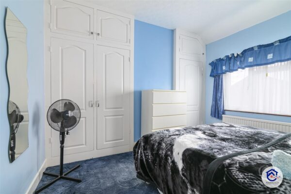 Oakfield Gardens, London N18