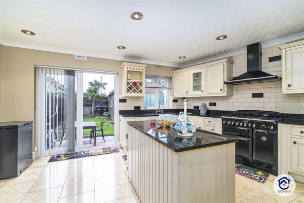 Oakfield Gardens, London N18