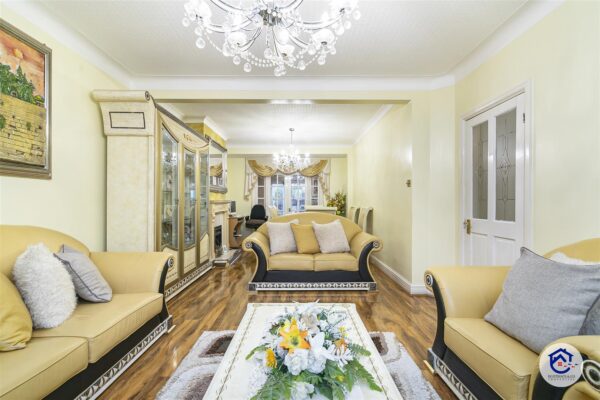 Oakfield Gardens, London N18