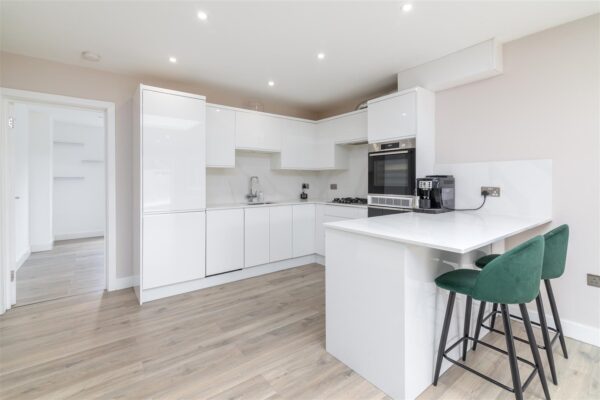 Weir Hall Avenue, London,  N18