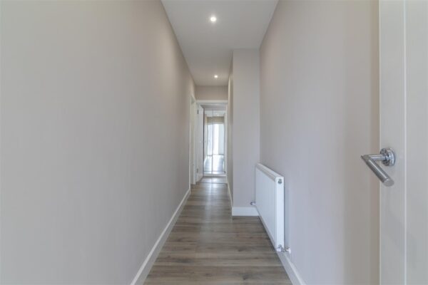 Weir Hall Avenue, London,  N18