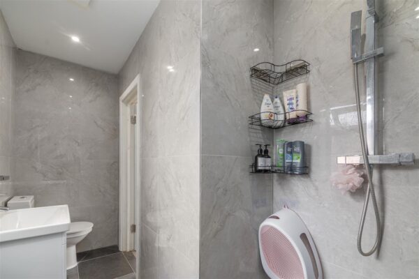 Weir Hall Avenue, London,  N18