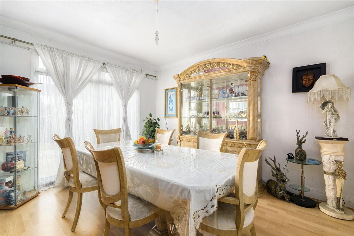 Loxham Road, London E4