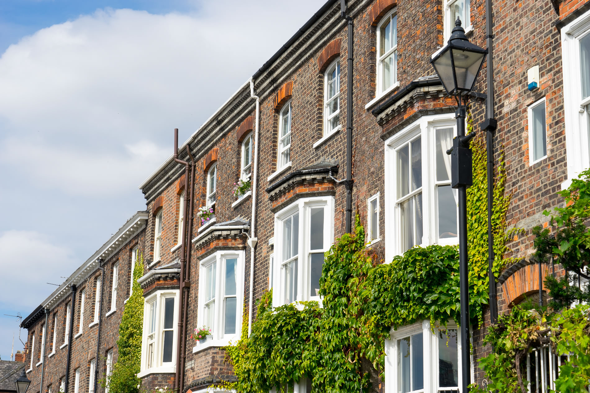 A Complete Guide to Becoming a Successful HMO Landlord